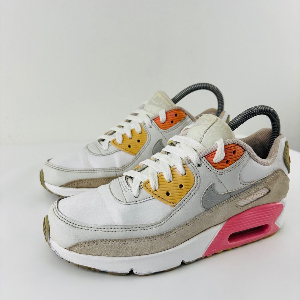 Nike Air Max 90 Leather GS 'White Light Violet' Running Sneakers Youth Sz 5.5Y